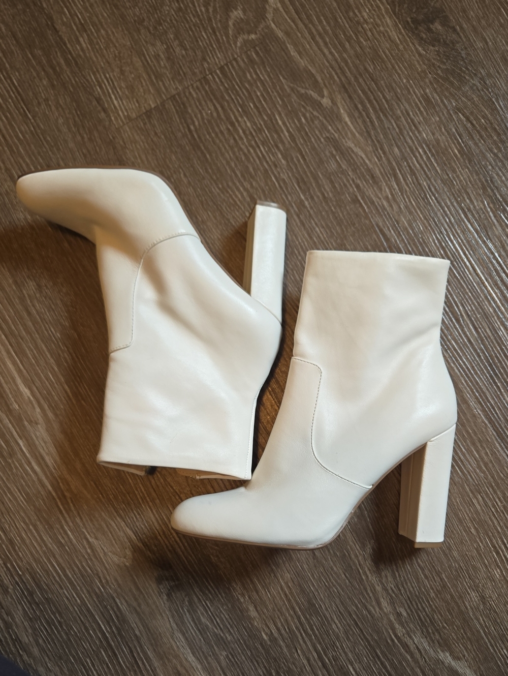 Steve Madden White Leather Booties